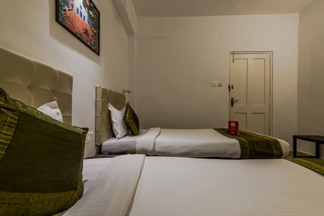 Oyo 10241 Hotel Mayfair Goa Exteriör bild
