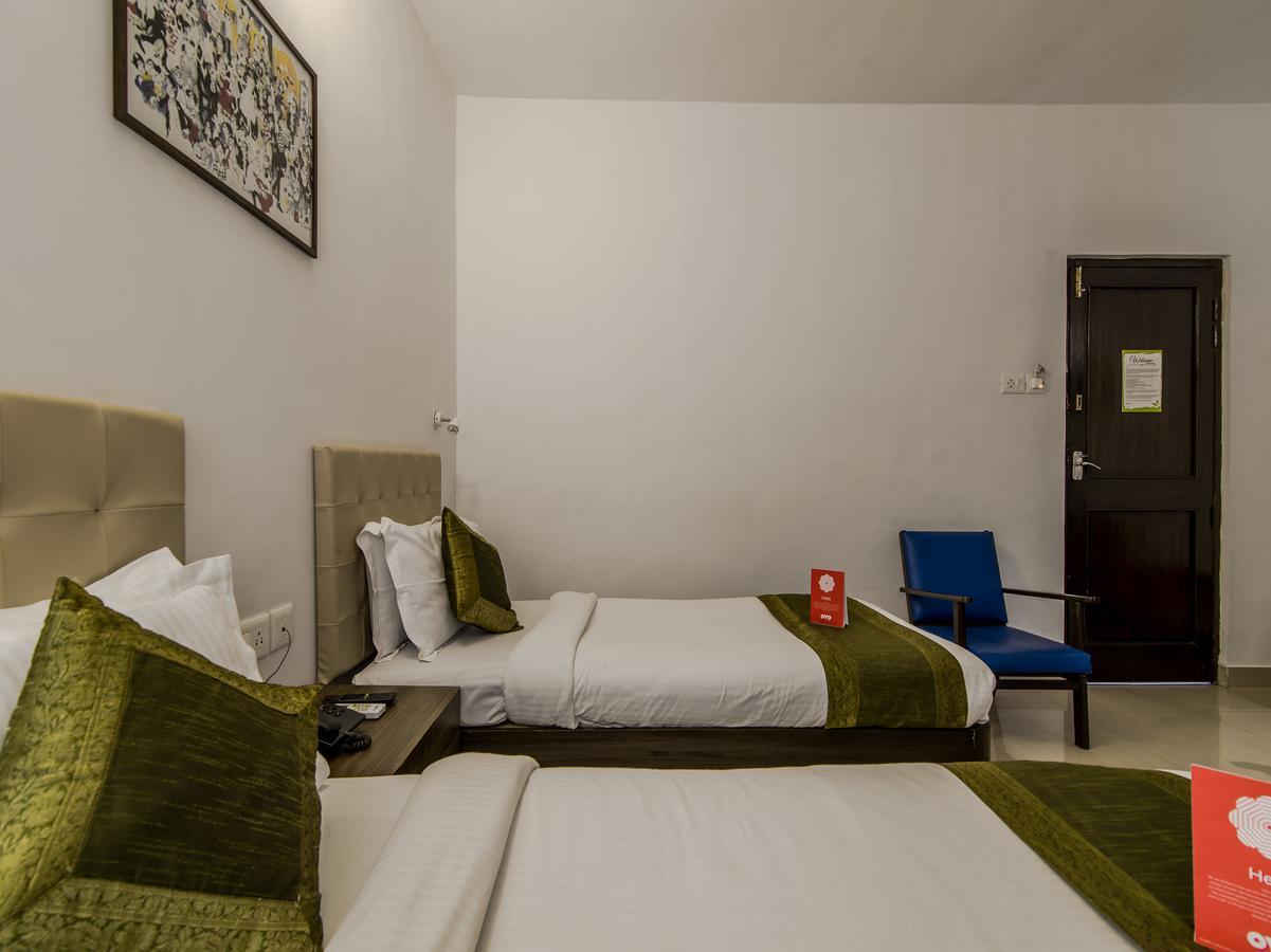 Oyo 10241 Hotel Mayfair Goa Exteriör bild