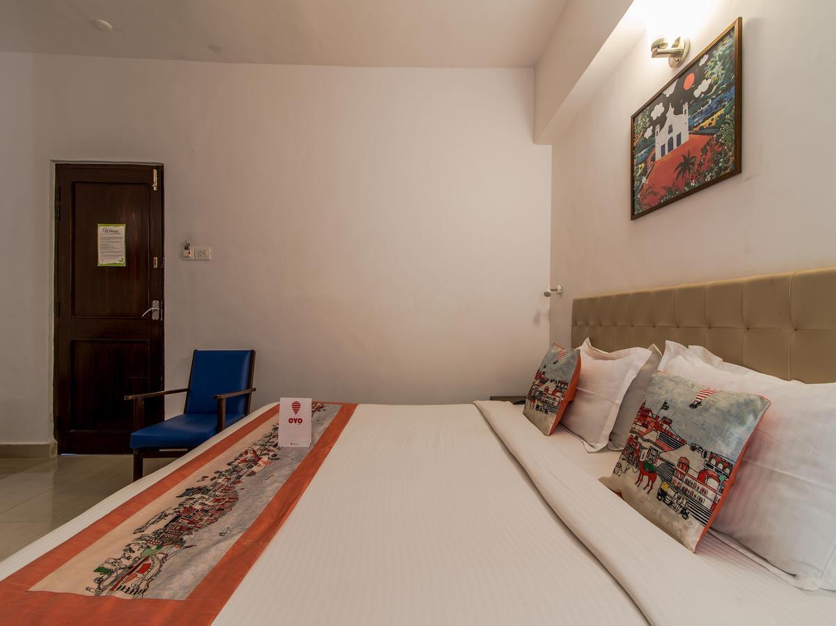 Oyo 10241 Hotel Mayfair Goa Exteriör bild