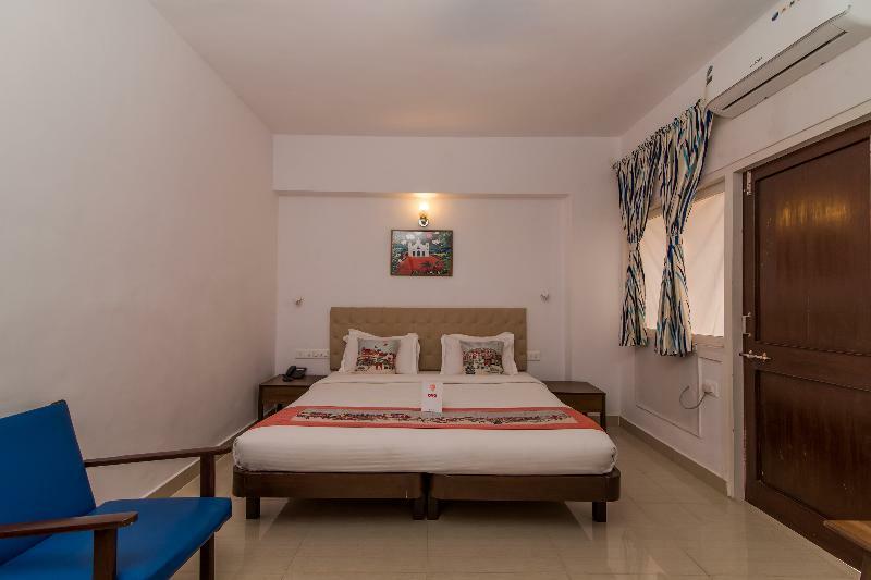 Oyo 10241 Hotel Mayfair Goa Exteriör bild